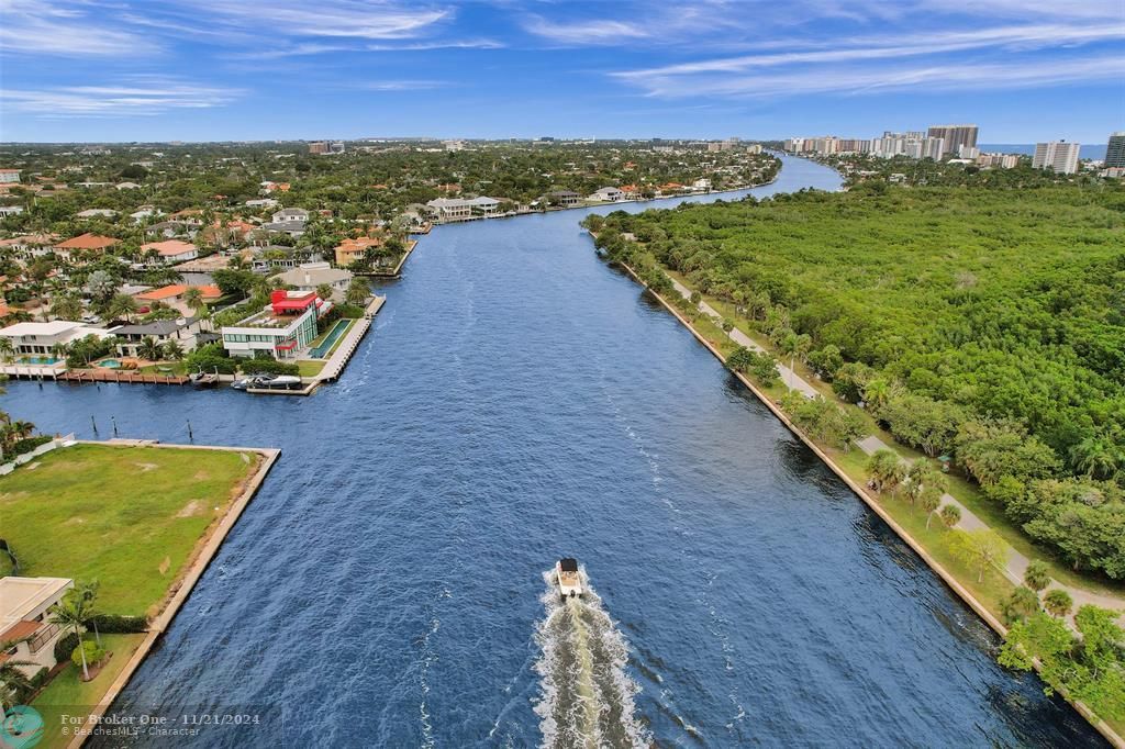 For Sale: $1,075,000 (2 beds, 2 baths, 1730 Square Feet)