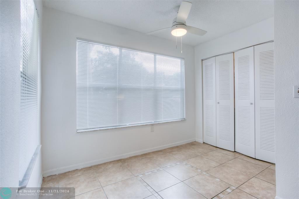 For Rent: $1,850 (1 beds, 1 baths, 743 Square Feet)