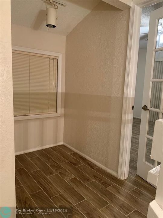 For Rent: $2,800 (3 beds, 2 baths, 1500 Square Feet)