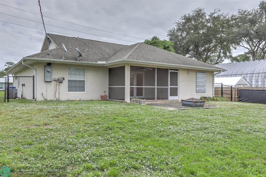 For Sale: $349,990 (3 beds, 2 baths, 1213 Square Feet)