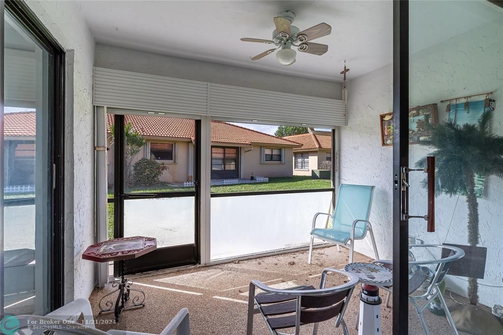 For Sale: $390,000 (2 beds, 2 baths, 1400 Square Feet)