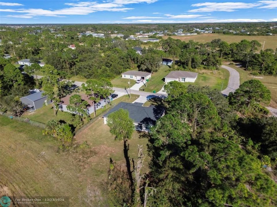 For Sale: $349,000 (3 beds, 2 baths, 1754 Square Feet)