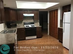 For Rent: $2,700 (2 beds, 2 baths, 1200 Square Feet)