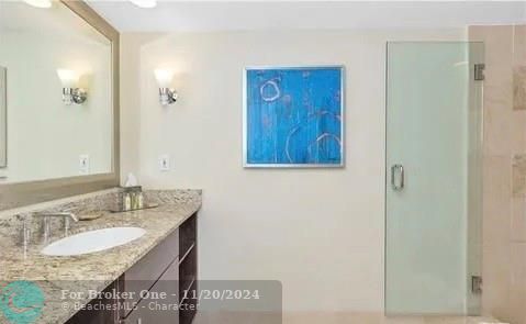 For Sale: $230,000 (1 beds, 1 baths, 548 Square Feet)