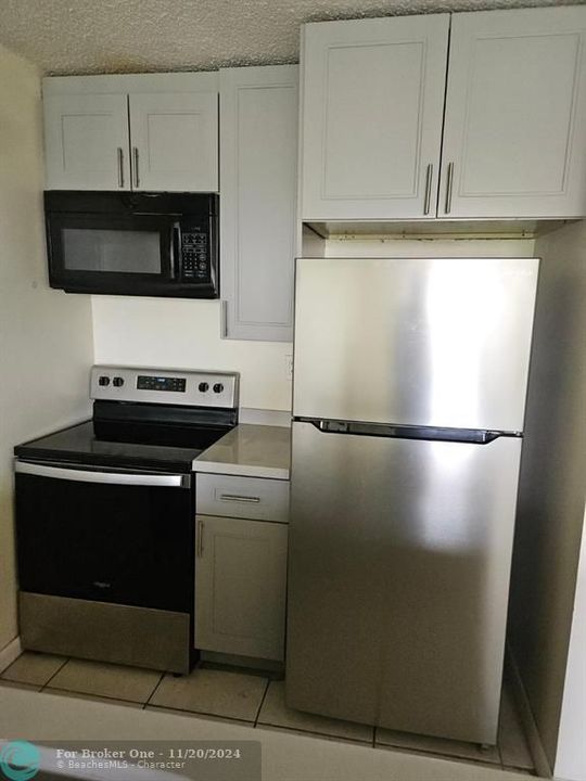 For Rent: $1,500 (1 beds, 1 baths, 619 Square Feet)