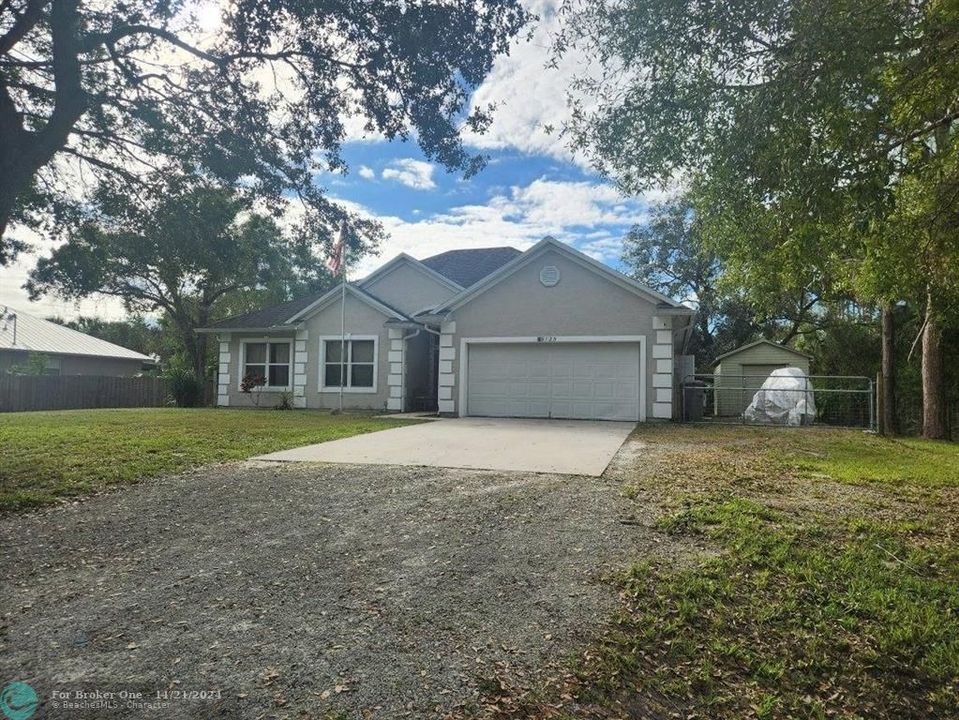 For Sale: $375,000 (3 beds, 2 baths, 1830 Square Feet)