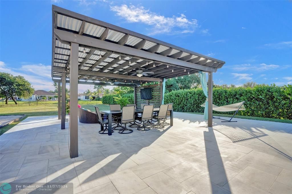 For Sale: $1,790,000 (5 beds, 2 baths, 3391 Square Feet)