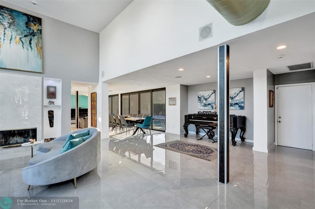 For Sale: $1,790,000 (5 beds, 2 baths, 3391 Square Feet)