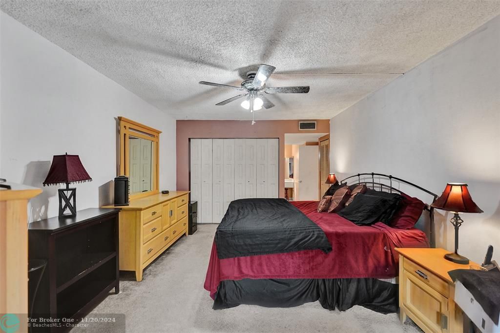 For Sale: $150,000 (2 beds, 2 baths, 1120 Square Feet)