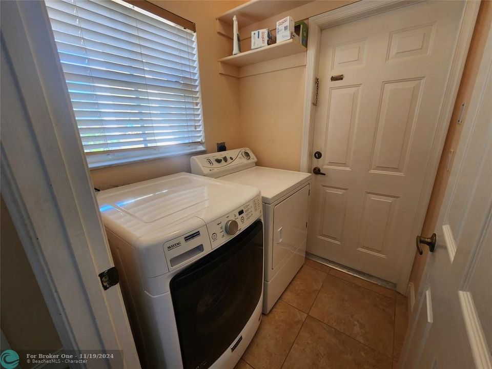 For Rent: $4,100 (3 beds, 2 baths, 2072 Square Feet)