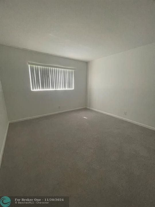 For Rent: $2,195 (2 beds, 2 baths, 900 Square Feet)