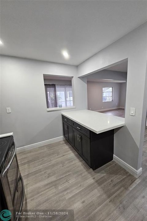 For Sale: $359,000 (2 beds, 2 baths, 1624 Square Feet)