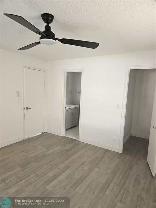 For Sale: $359,000 (2 beds, 2 baths, 1624 Square Feet)