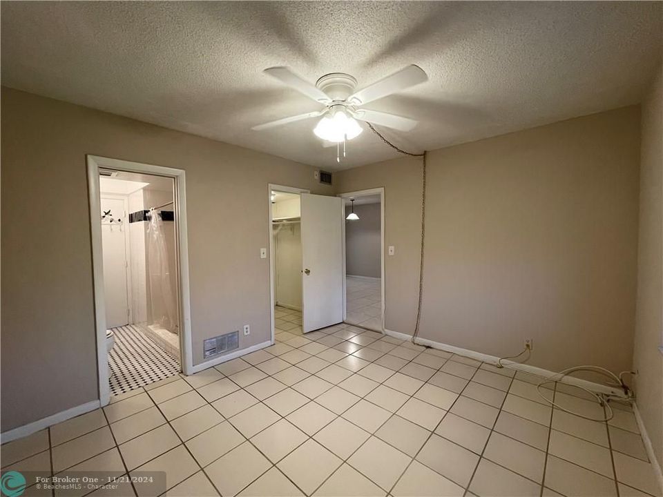 For Rent: $1,635 (2 beds, 1 baths, 835 Square Feet)