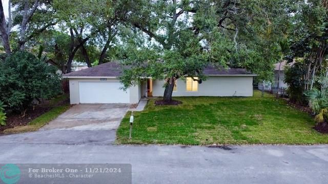 For Rent: $4,300 (3 beds, 2 baths, 1512 Square Feet)