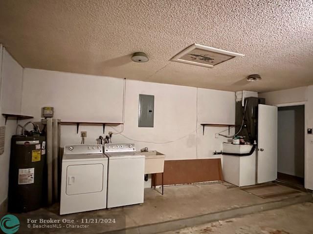 For Rent: $4,300 (3 beds, 2 baths, 1512 Square Feet)