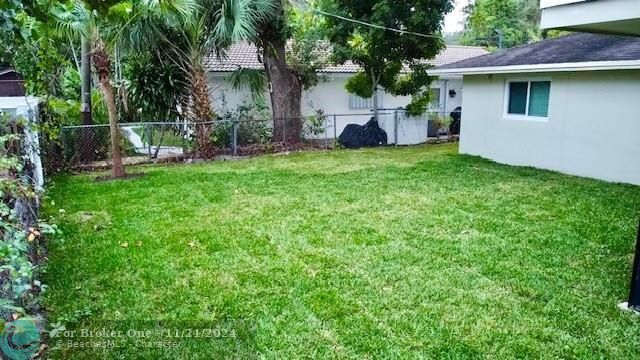 For Rent: $4,300 (3 beds, 2 baths, 1512 Square Feet)