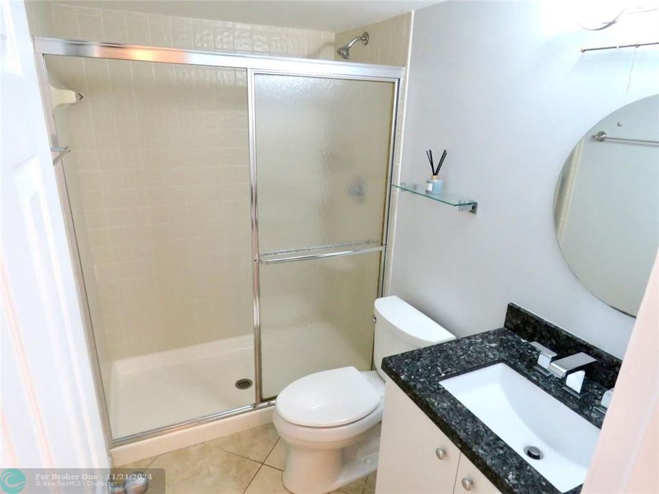 For Rent: $2,600 (2 beds, 2 baths, 1340 Square Feet)