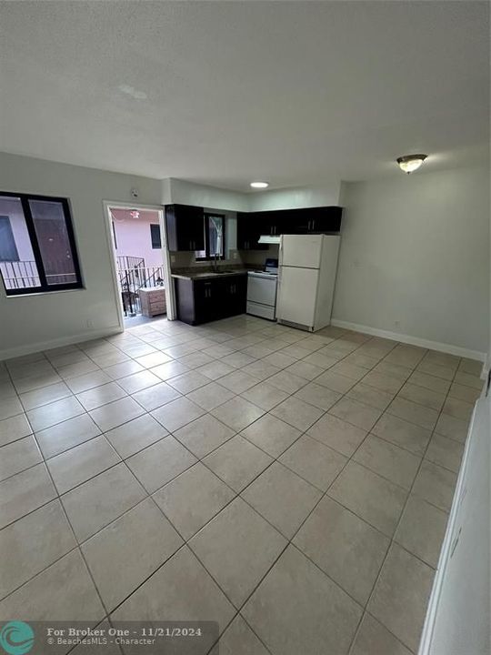 For Rent: $1,475 (1 beds, 1 baths, 10575 Square Feet)