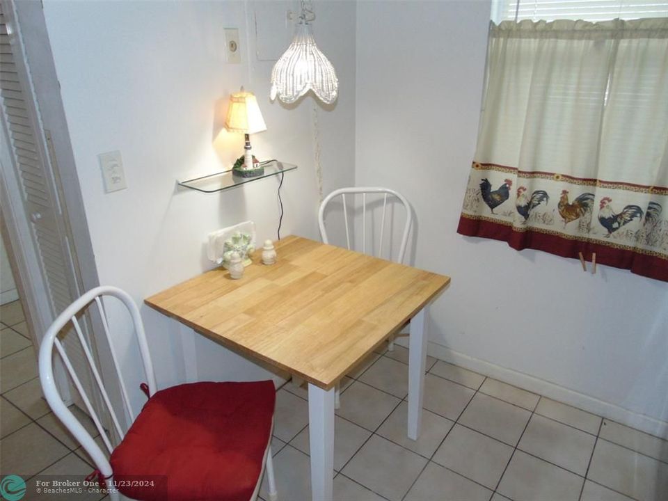 For Sale: $78,000 (1 beds, 1 baths, 776 Square Feet)