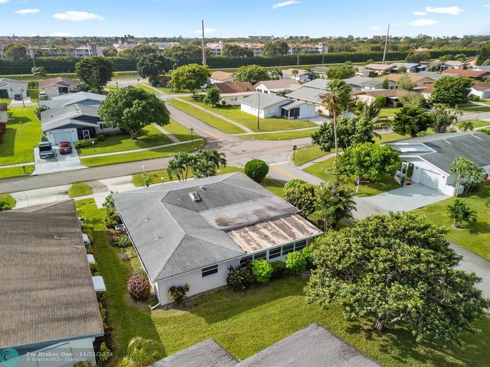 For Sale: $354,000 (2 beds, 2 baths, 1618 Square Feet)