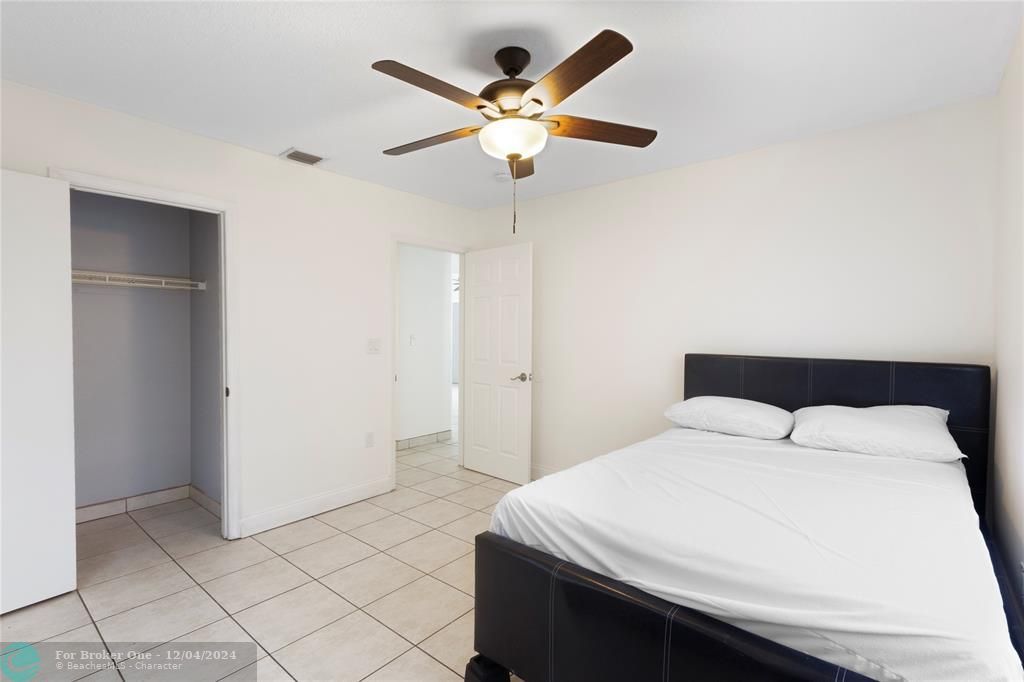 For Sale: $2,700 (3 beds, 2 baths, 0 Square Feet)