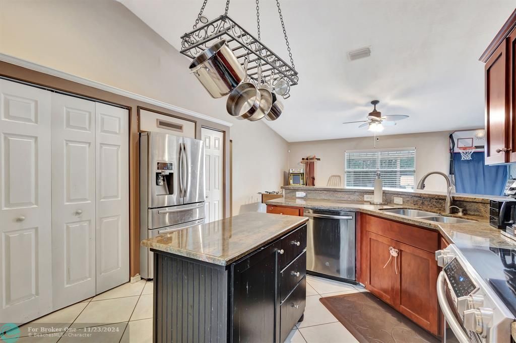 For Sale: $725,000 (4 beds, 2 baths, 2150 Square Feet)