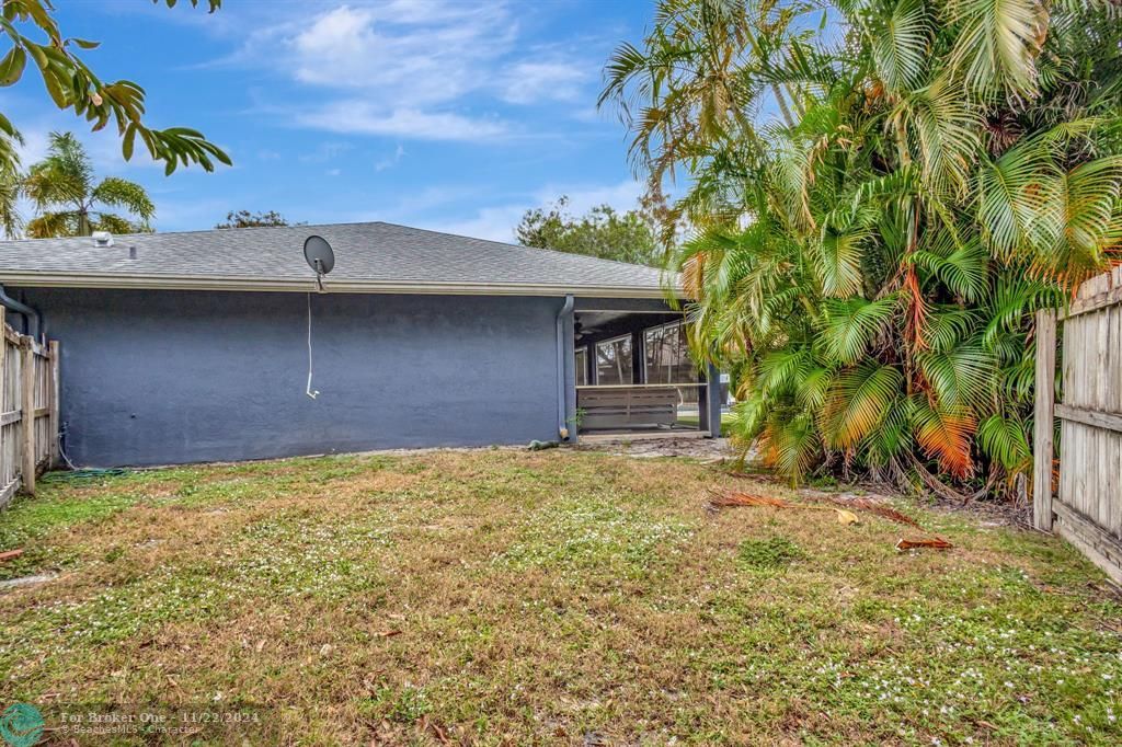 For Sale: $725,000 (4 beds, 2 baths, 2150 Square Feet)