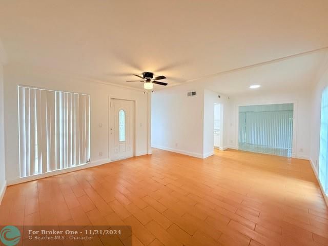 For Rent: $2,495 (2 beds, 2 baths, 1451 Square Feet)