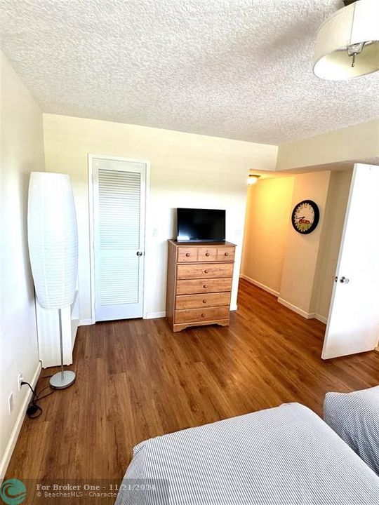 For Rent: $3,000 (3 beds, 2 baths, 1710 Square Feet)