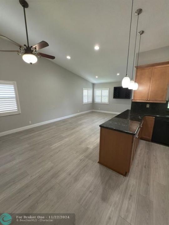 For Rent: $4,750 (4 beds, 2 baths, 2236 Square Feet)