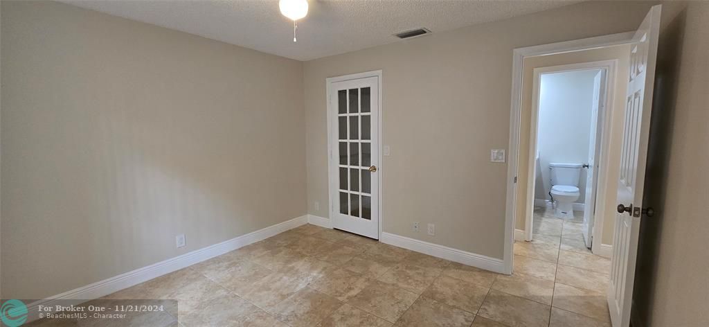 For Rent: $4,500 (3 beds, 2 baths, 1842 Square Feet)