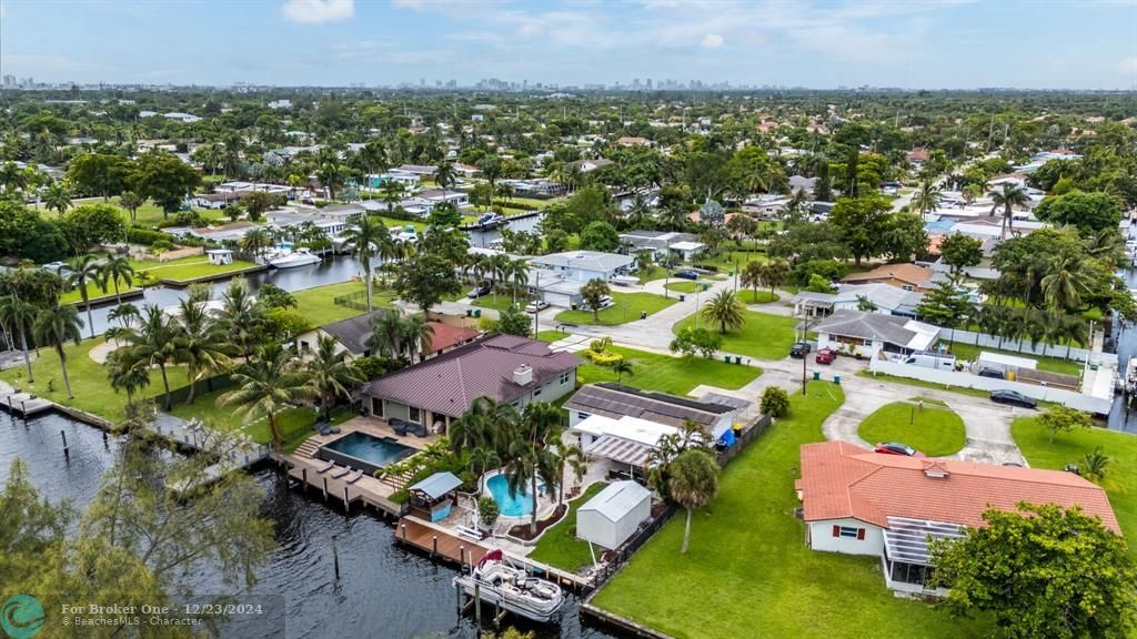 Active With Contract: $895,000 (3 beds, 2 baths, 1640 Square Feet)