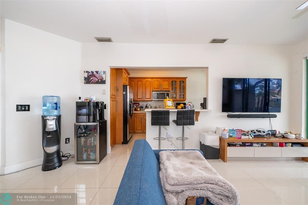 En Venta: $489,000 (3 camas, 2 baños, 1541 Pies cuadrados)