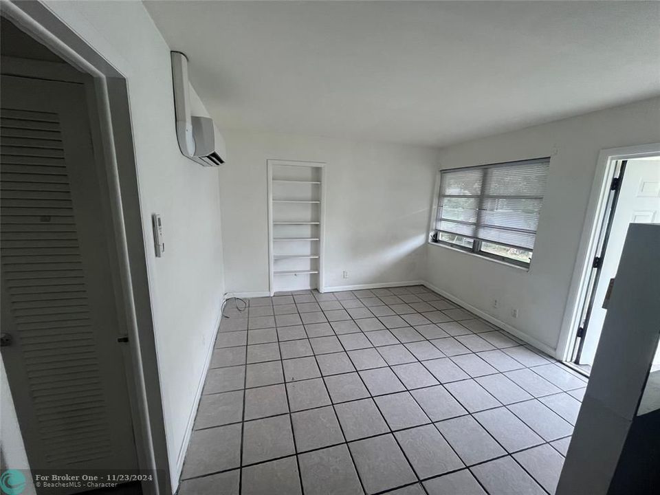 For Sale: $1,500 (1 beds, 1 baths, 620 Square Feet)