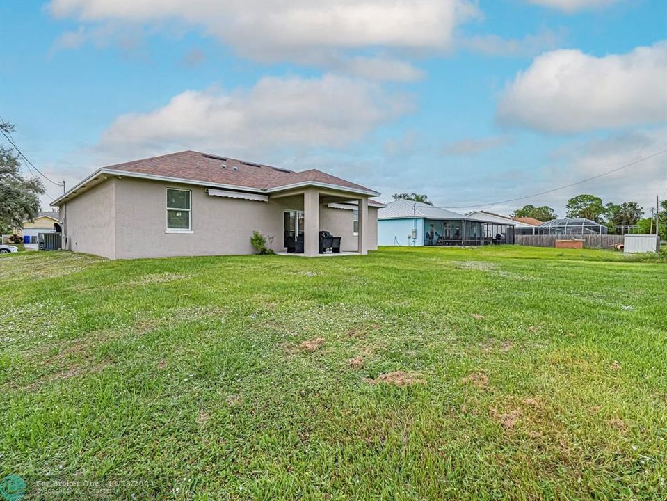 For Sale: $362,000 (3 beds, 2 baths, 1308 Square Feet)