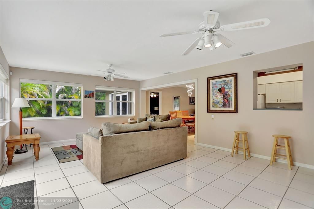 For Sale: $899,000 (4 beds, 2 baths, 2198 Square Feet)