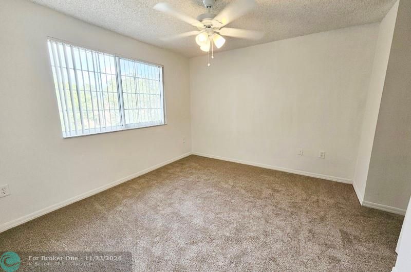 For Rent: $1,900 (2 beds, 2 baths, 1021 Square Feet)