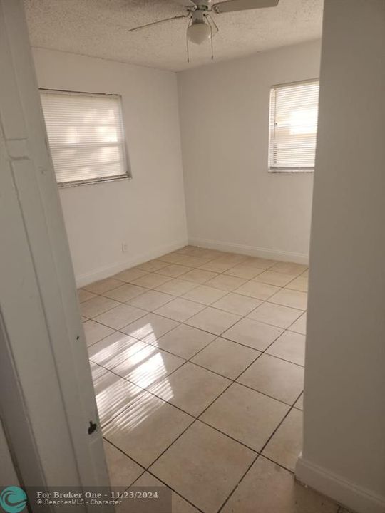 For Rent: $2,650 (3 beds, 2 baths, 1064 Square Feet)