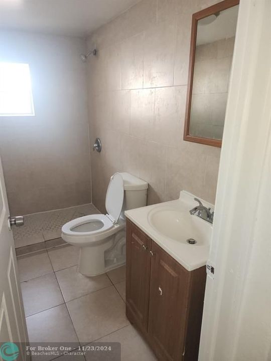 For Rent: $2,650 (3 beds, 2 baths, 1064 Square Feet)