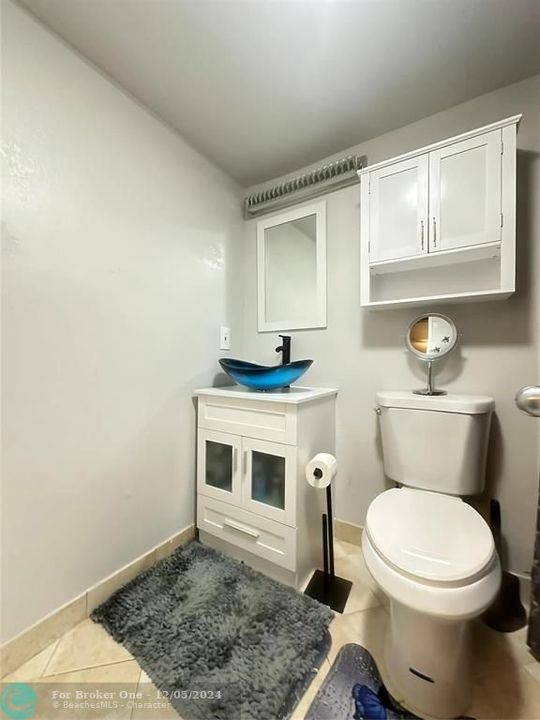 For Sale: $149,900 (1 beds, 1 baths, 703 Square Feet)