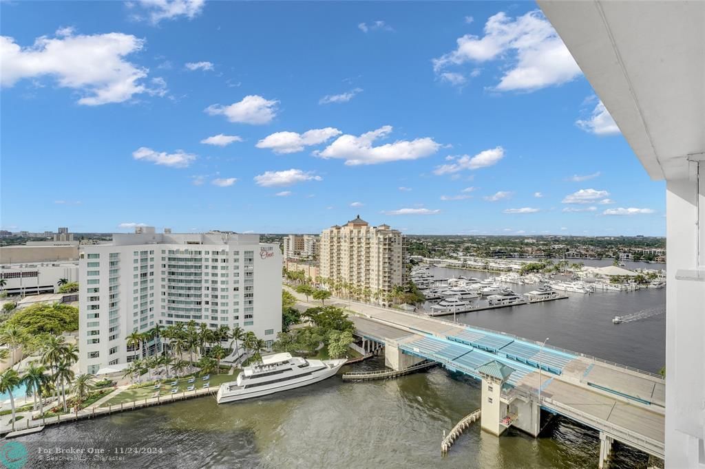 For Sale: $1,695,000 (3 beds, 2 baths, 2498 Square Feet)