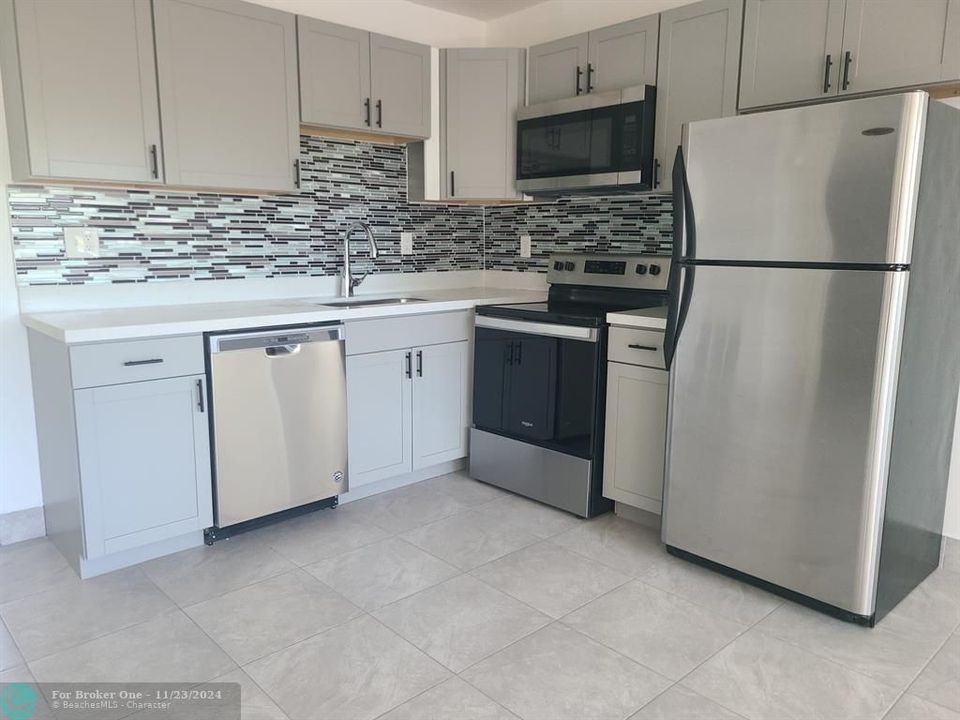 For Rent: $2,100 (2 beds, 2 baths, 9382 Square Feet)