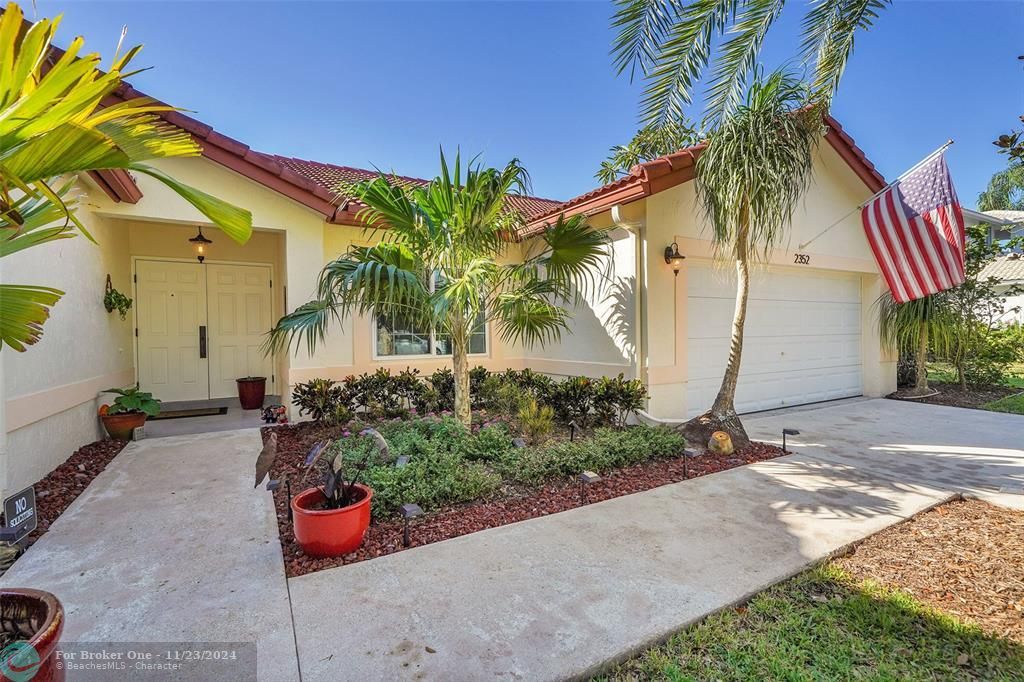 For Sale: $689,000 (3 beds, 2 baths, 1682 Square Feet)