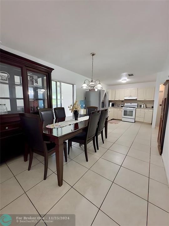 For Sale: $399,900 (3 beds, 2 baths, 1155 Square Feet)