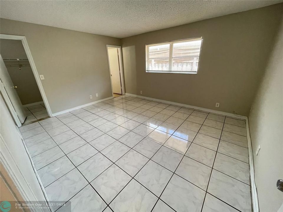 For Rent: $2,950 (3 beds, 2 baths, 1530 Square Feet)