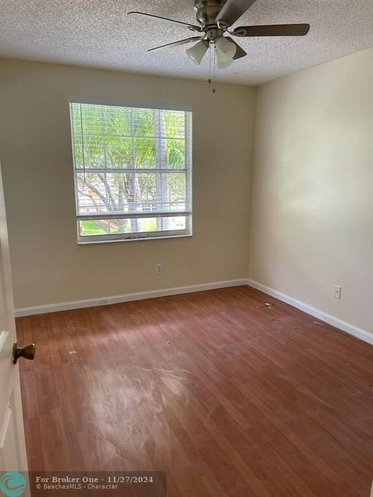 For Rent: $3,550 (3 beds, 2 baths, 1862 Square Feet)