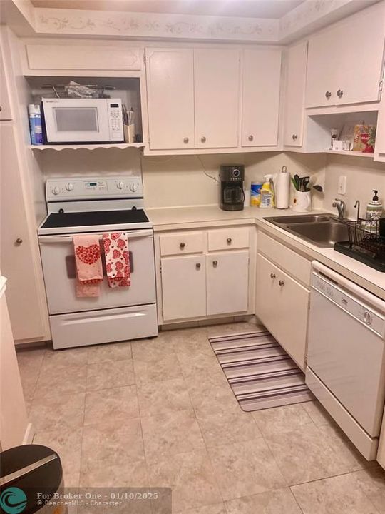 For Sale: $147,000 (2 beds, 2 baths, 1132 Square Feet)