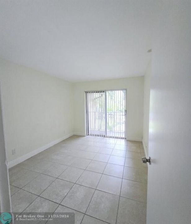 For Rent: $3,000 (3 beds, 2 baths, 2014 Square Feet)