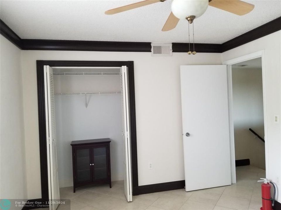 For Rent: $2,500 (2 beds, 2 baths, 1113 Square Feet)